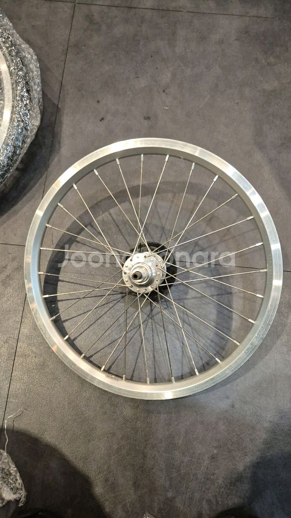 브롬톤 순정 2단 휠셋--3