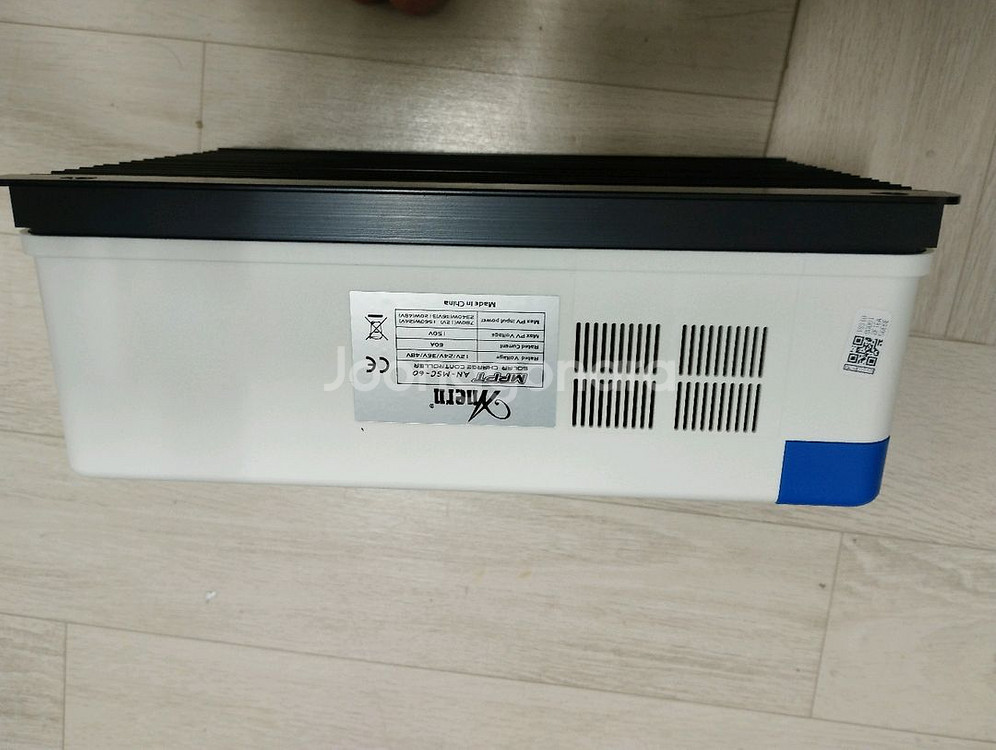 태양광 컨트롤러 60a 팝니다--0