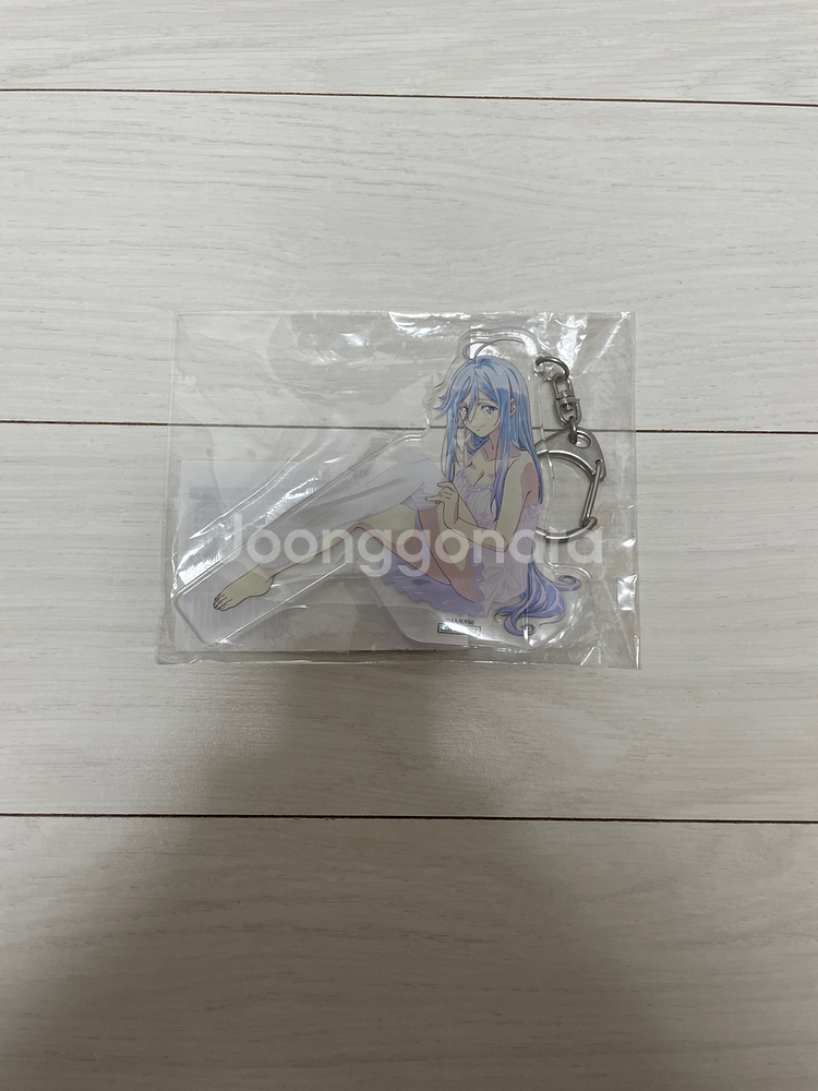 에이티식스 레나 잠옷 피규어 특전 아크릴 키링 팝니다(--0