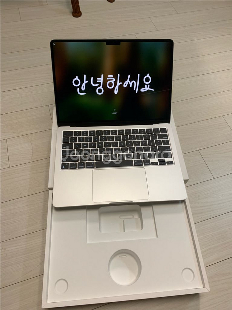 맥북 에어 M2 13인치 24gg 512ssd 실버--0