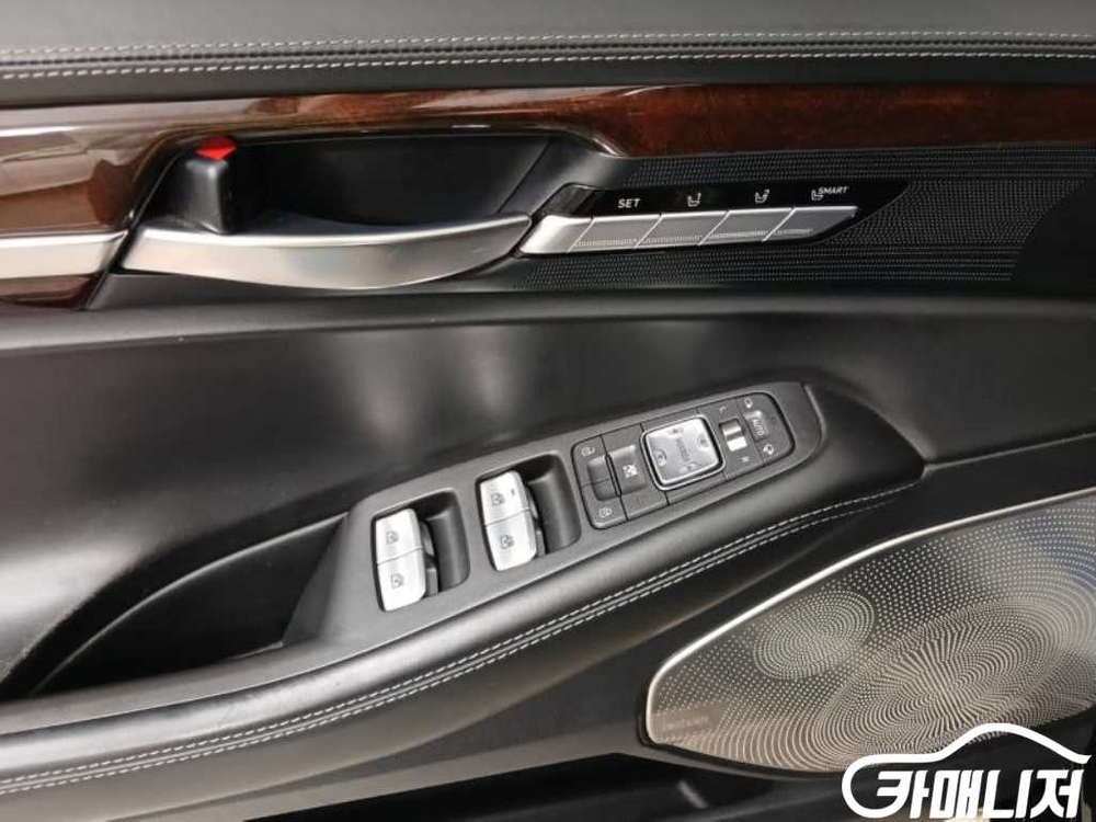 [제네시스]EQ900 5.0 GDI AWD 프레스티지--8