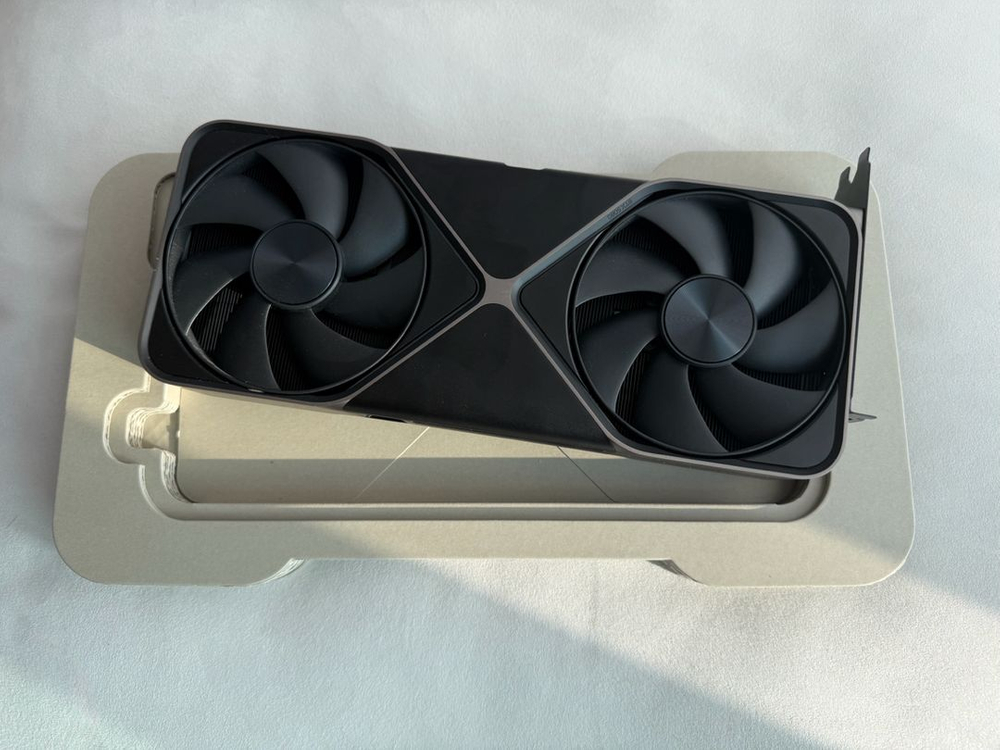 RTX 5080FE 파운더스--1