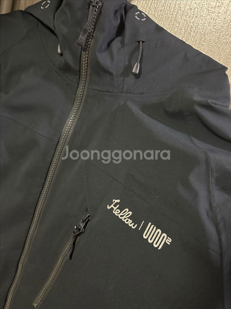 어스투 X 헬로우 콜라보 보드복 자켓 M--0