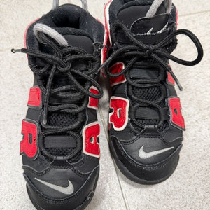 나이키 키즈 업템포220