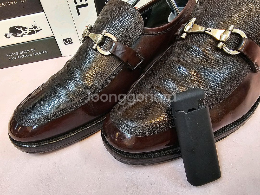 페라가모 남성 로퍼 구두 275--9