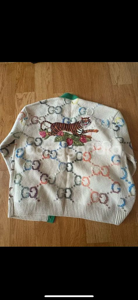 정품 구찌 타이거 가디건 L--1