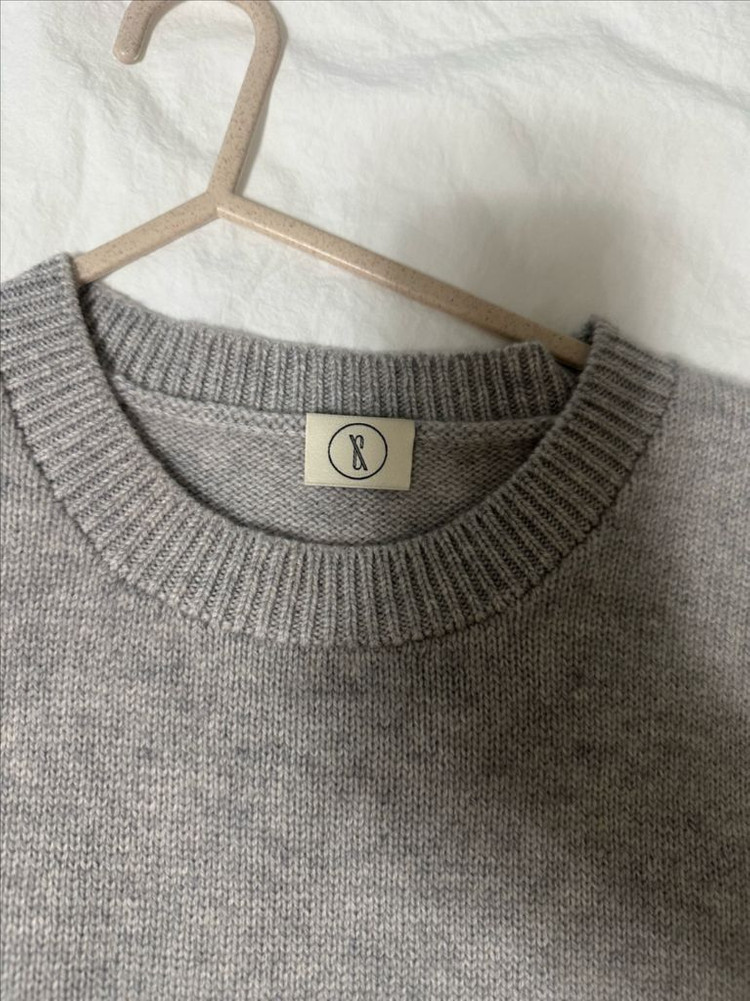 식스앤어하프 캐시미어니트 이미지