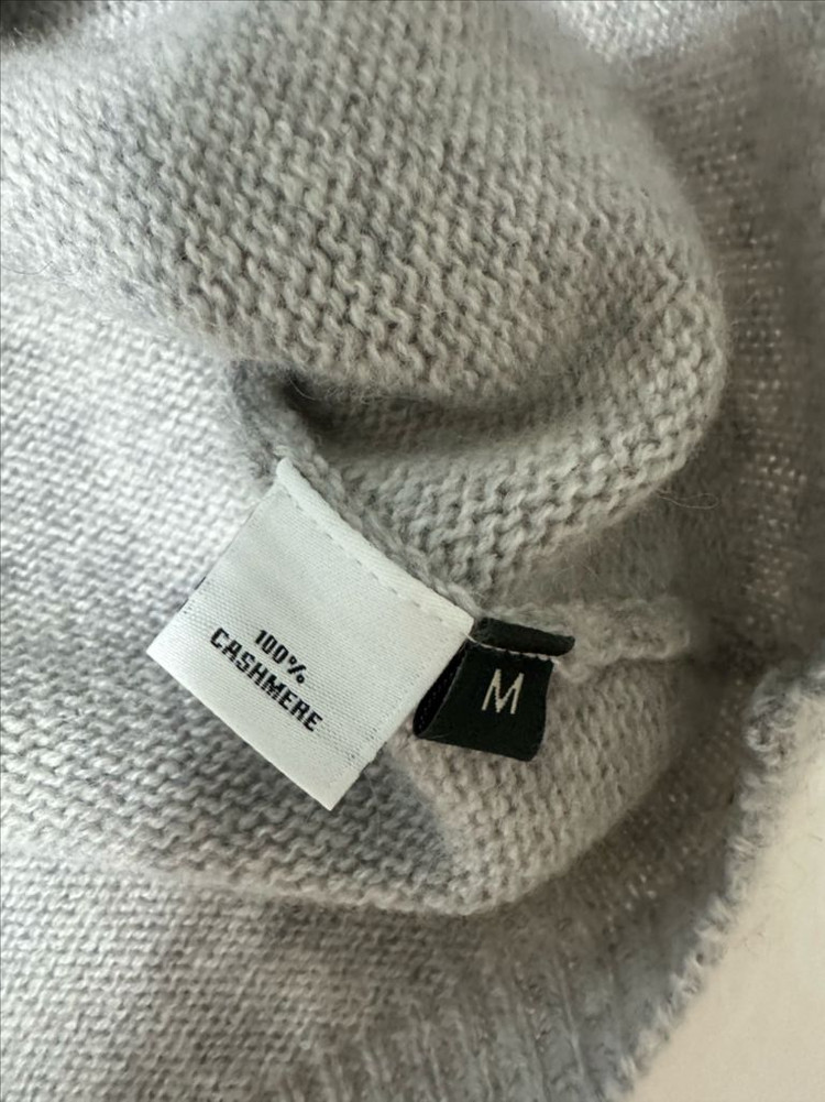 식스앤어하프 캐시미어니트 이미지