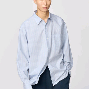 유니클로 브로드클로스오버사이즈 셔츠