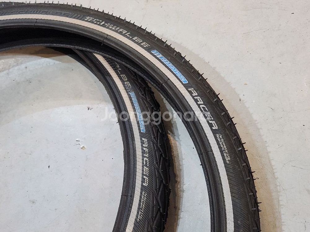 슈발베 마라톤 레이서 16*1.35 16인치 타이어--0