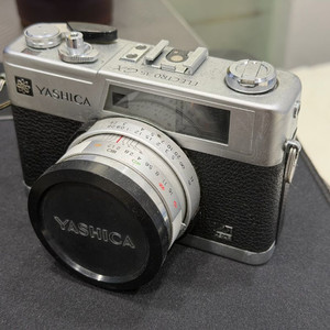 Yashica Electro 35 GX 판매