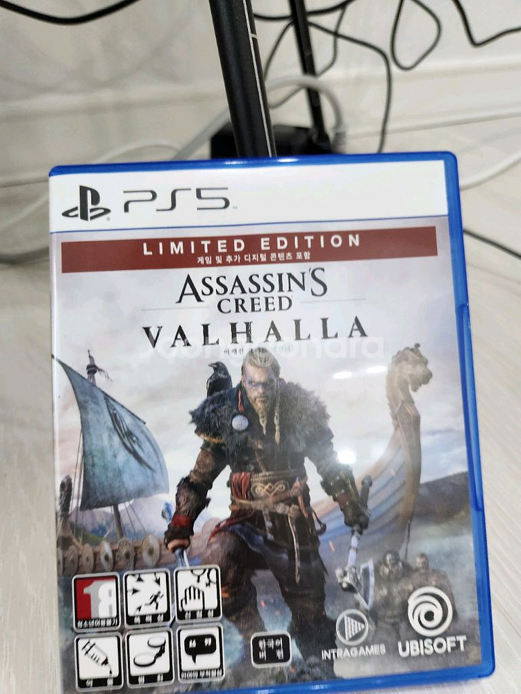 ps5) 어쌔신크리드 발할라 판매합니다.--0