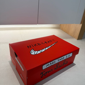 나이키 톰삭스 마스야드3.0 us9 270 새상품