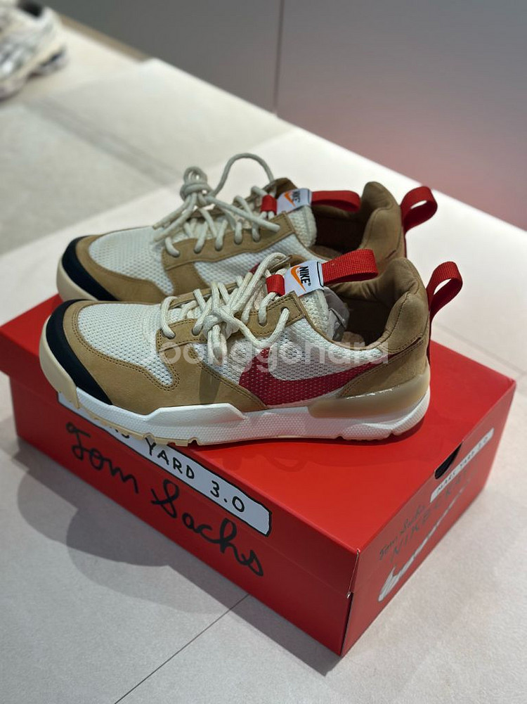 나이키 톰삭스 마스야드3.0 us9 270 새상품--1