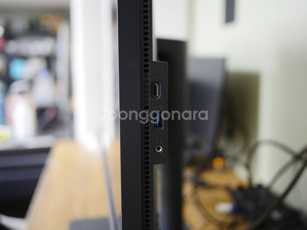 벤큐 32인치 UHD 피벗 모니터 판매 PD3205U--4