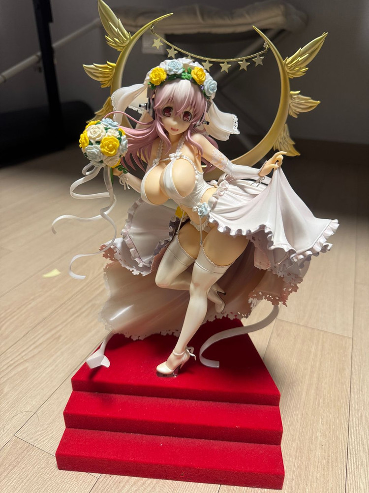 소니코 10주년 웨딩 피규어 판매합니다. 이미지