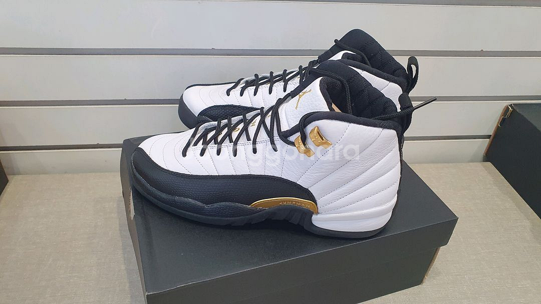 조던 12 레트로 골드 택시 245,250새상품--6