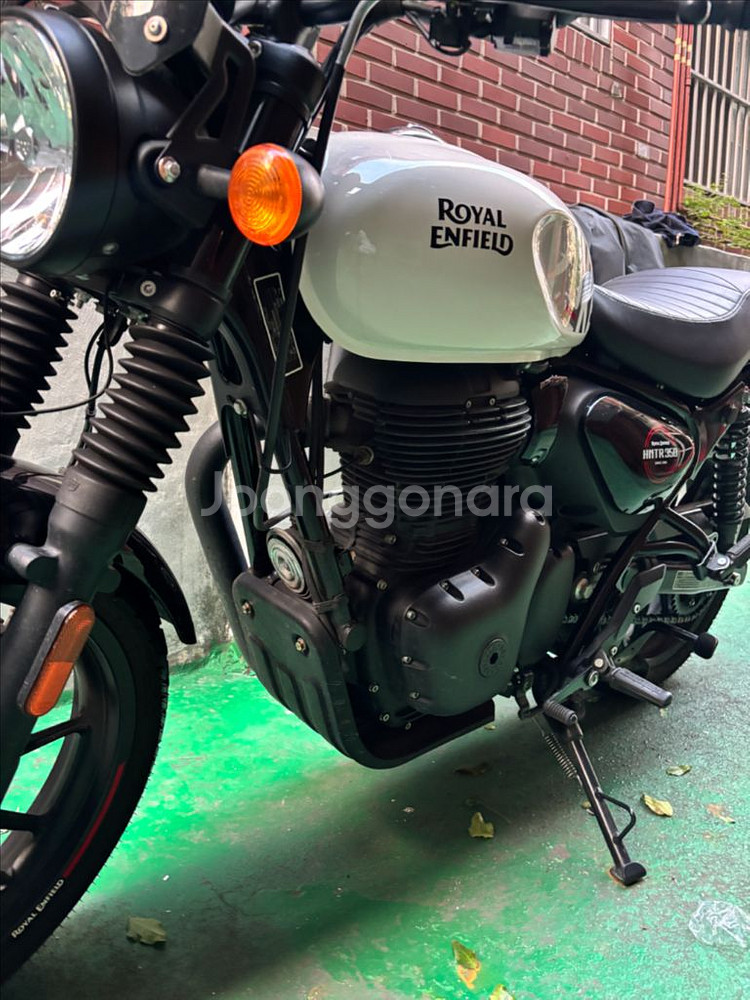 로얄엔필드 헌터 350--1