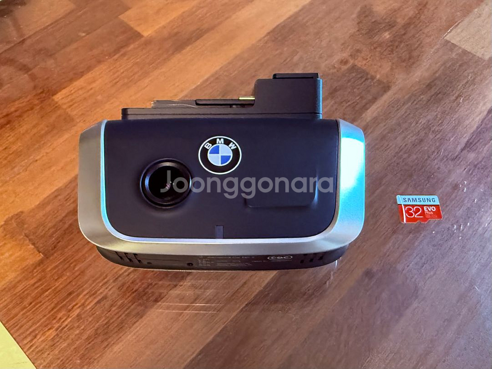 bmw 블랙박스 2.0 sd카드 포함 판매합니다--0