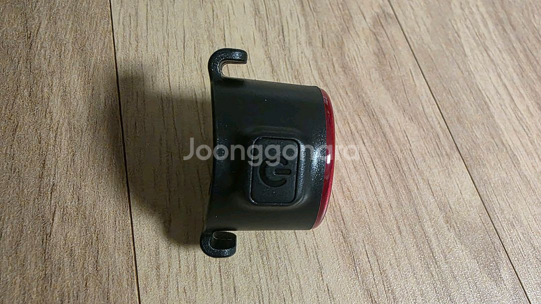 (새제품) 충전식 자전거 후미등 싸이클라미 XA-313--1