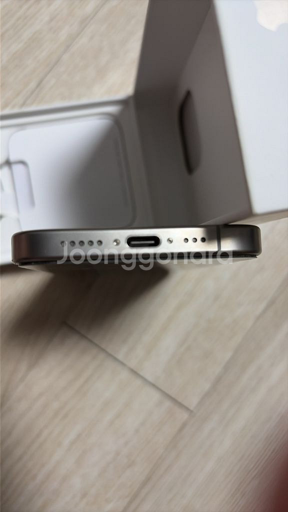아이폰 15pro 256GB 내츄럴 티타늄--8