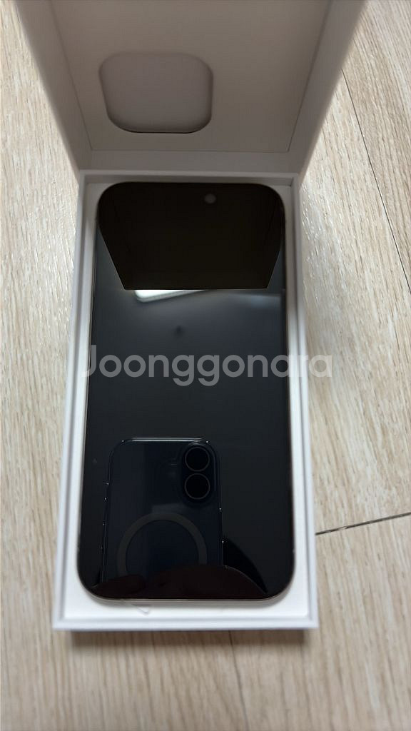 아이폰 15pro 256GB 내츄럴 티타늄--5