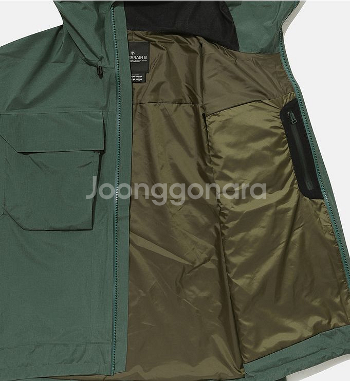 데상트 얼터레인 고어텍스 자켓 MADE IN JAPAN--2