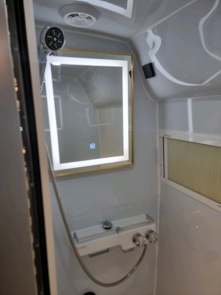 카운티롱바디캠핑카팝니다--3