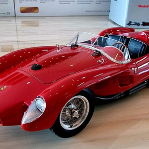 1/18 다이캐스트 CMC, 교쇼, 페라리, 벤츠등