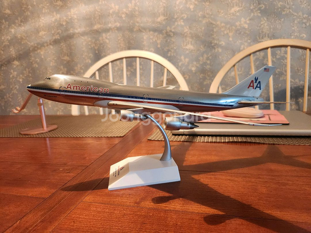 아메리칸 747-100 1:200--1