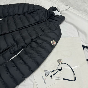 몽클레르 몽클레어 아브데로스 구스다운