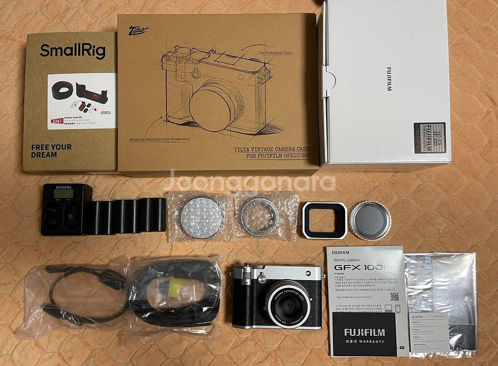 후지필름 100RF 중형 카메라 판매합니다.--0