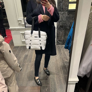 몽클레어 패딩 숄더백