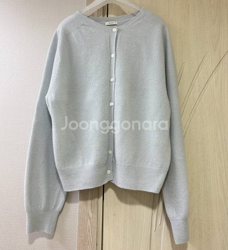 베뉴엣 폰즈 가디건 페일블루--2