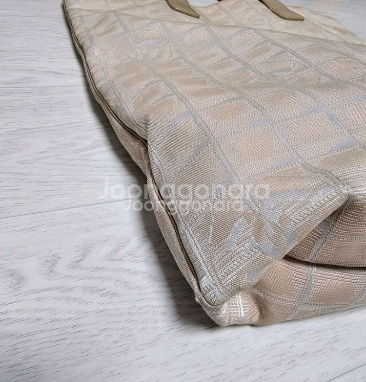 정품 샤넬 트레블 쇼퍼백 (7번대)--5