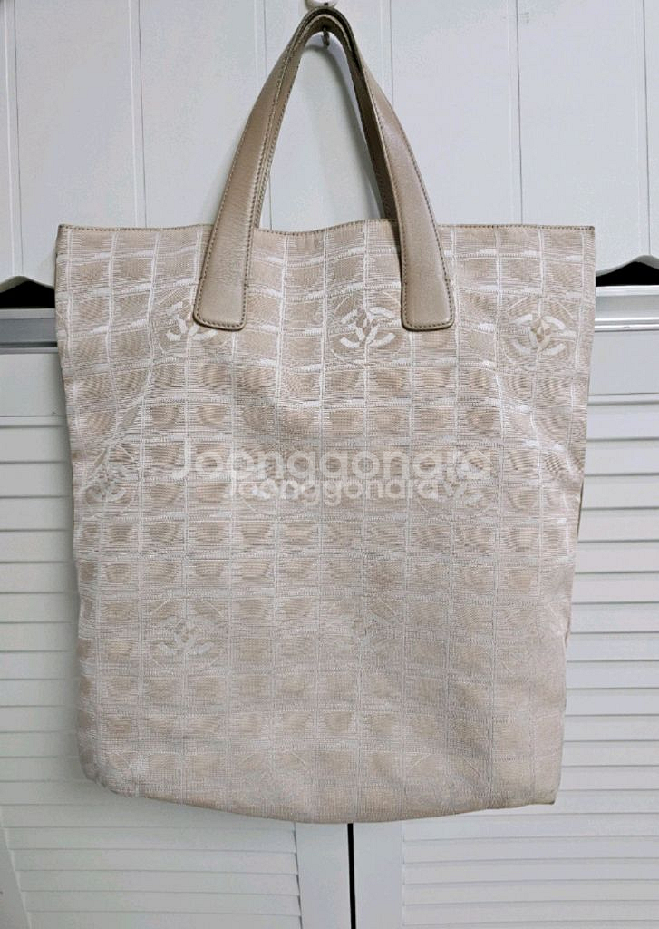 정품 샤넬 트레블 쇼퍼백 (7번대)--1