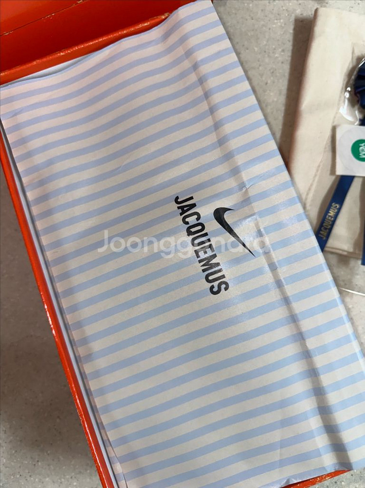 jacquemus x nike 문슈즈 42사이즈--2