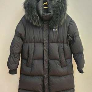 K2 블랙 롱패딩 폭스퍼 후드 팝니다.
