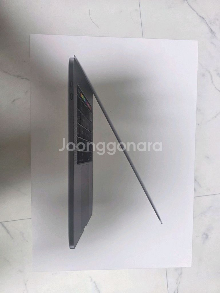2019 맥북 프로 15인치 i9 512gb 팝니다--0