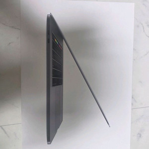 2019 맥북 프로 15인치 i9 512gb 팝니다