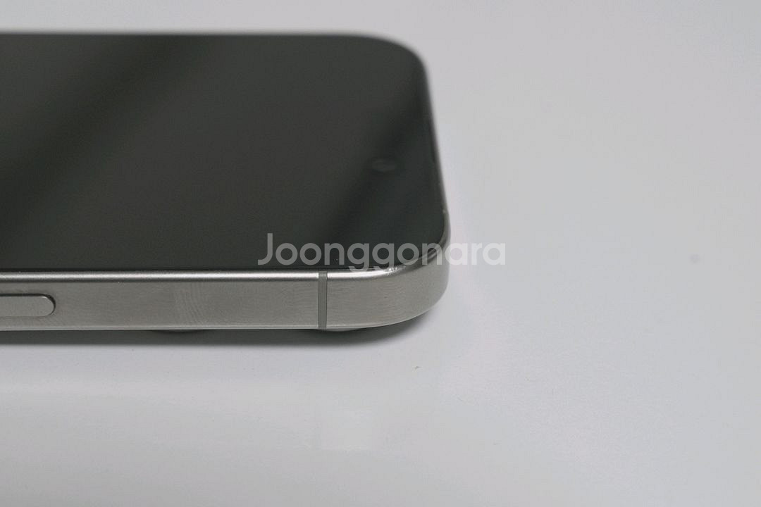 아이폰 15 프로 128GB 내추럴 티타늄--3