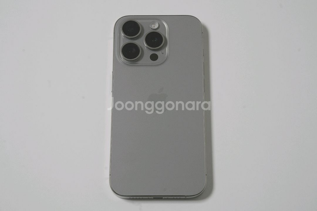 아이폰 15 프로 128GB 내추럴 티타늄--1