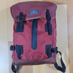 빅토리녹스 알몬트 3.0 플랍오버 백팩