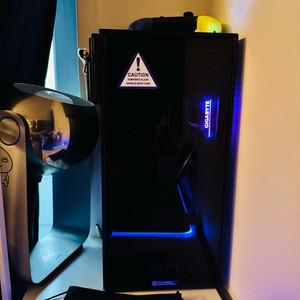 ITX 게이밍 데스크탑(5600x,RTX4060)