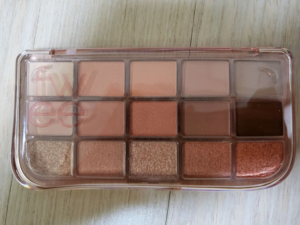 퓌 모어무드 아이팔레트 02 코랄 새상품--2