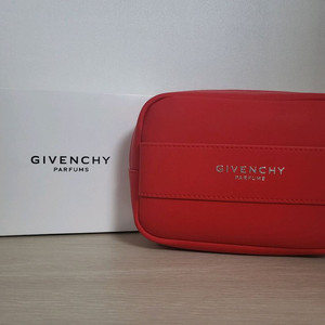 정품) 지방시 레드 파우치 (코스메틱)