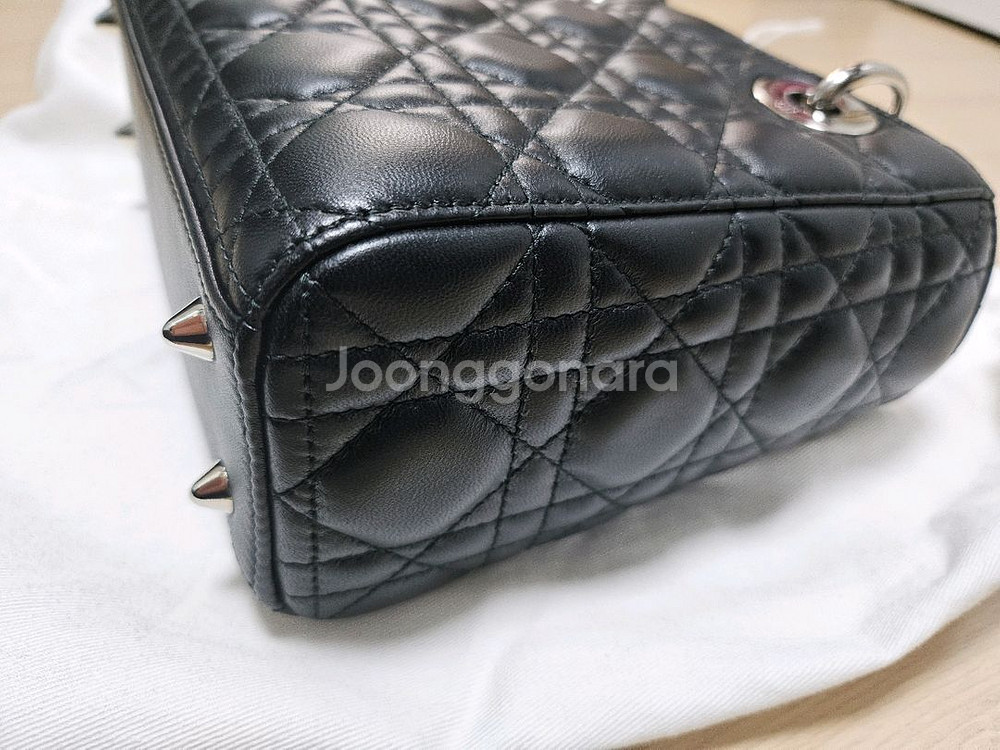 디올 레이디백 스몰 은장--2