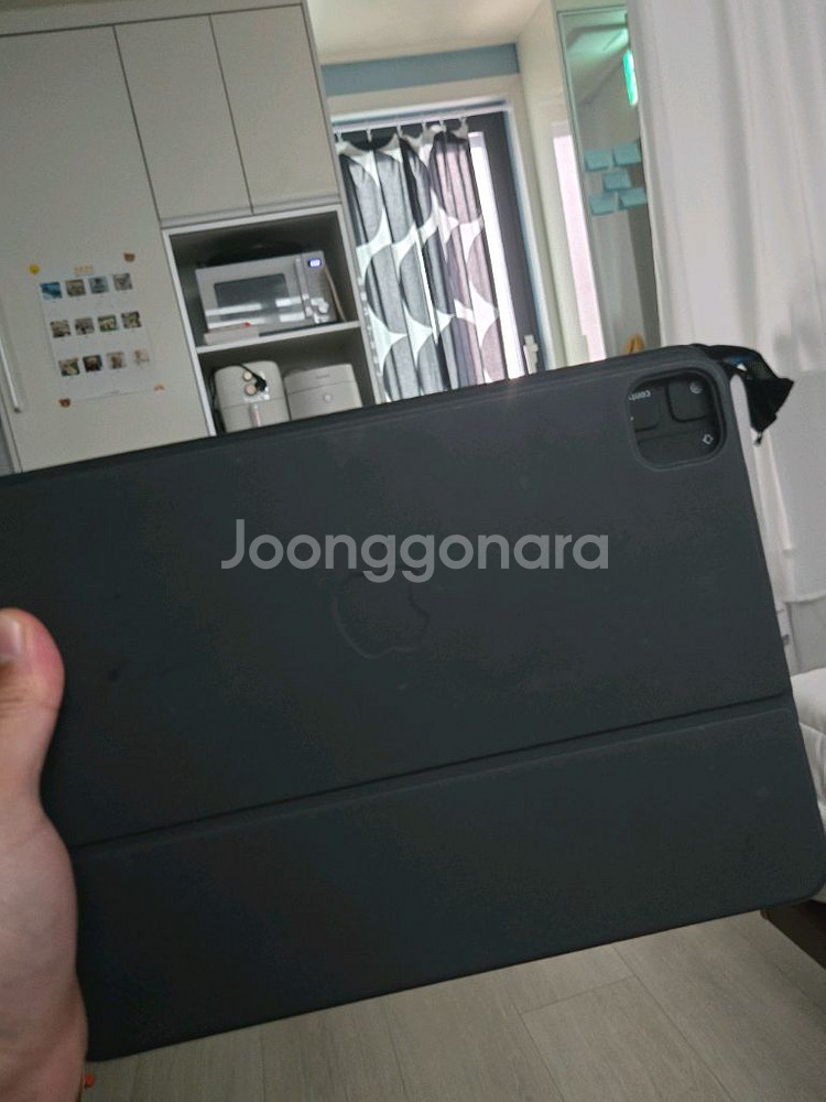 아이패드 에어 11 m2 128gb + 스마트 키보드--1