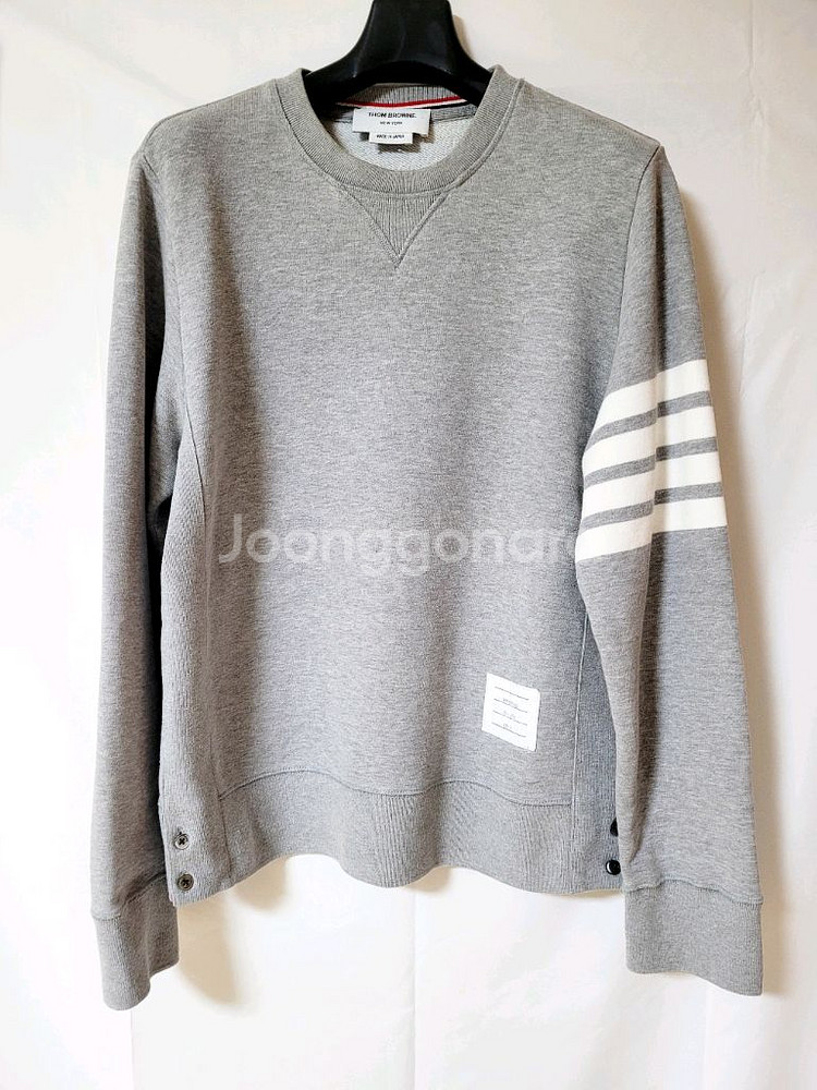 톰브라운 맨투맨 정품--0