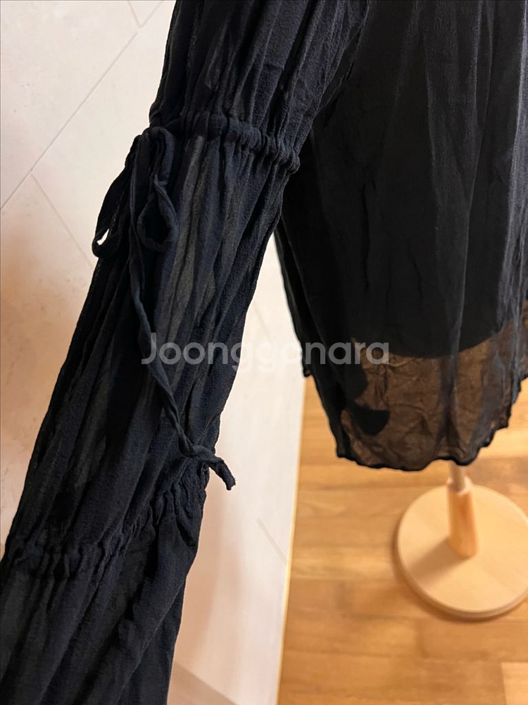 클럽모나코 실크 블라우스--10